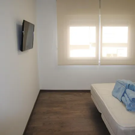 Tomas,46 1º סנשנשו